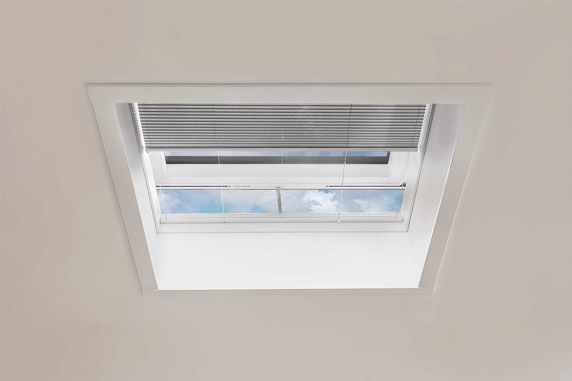 pdp-ontop-flat-rooflight-accessories-and-connection-products-1920x1280px