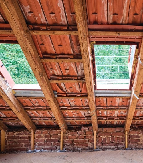 com_building-site_2436_062_roto