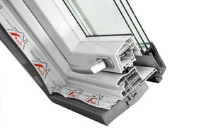 querschnitt-kunststofffenster-designo-r8-flyout-580x360px