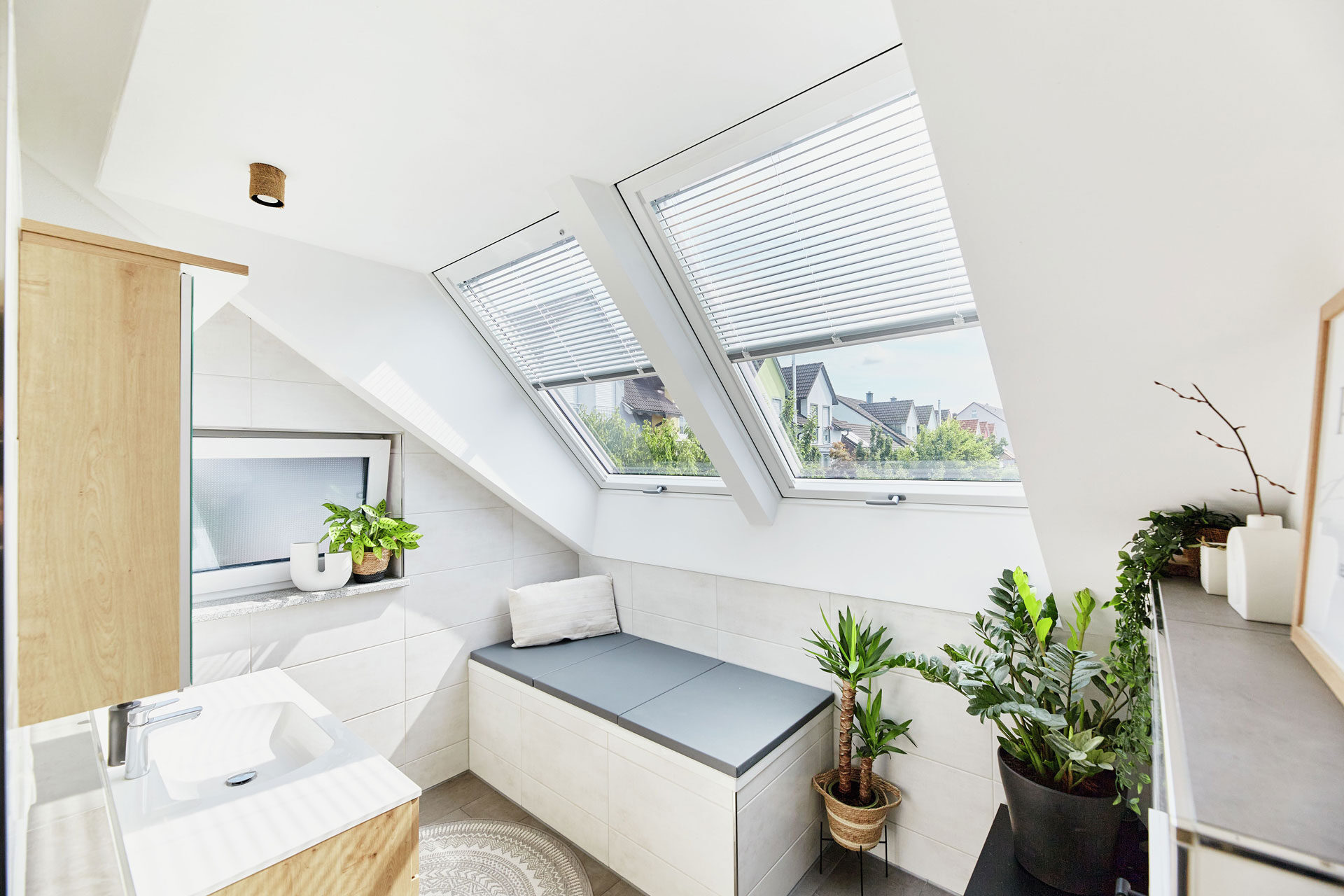 roto-dachfenster-austausch-1920x1280px