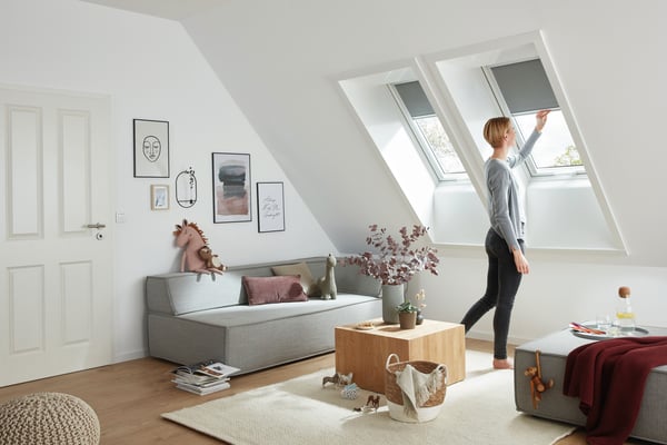 Roto Dachfenster mit Rollo