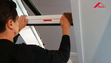 Roto Elektrisches Schwingfenster Typenschild 