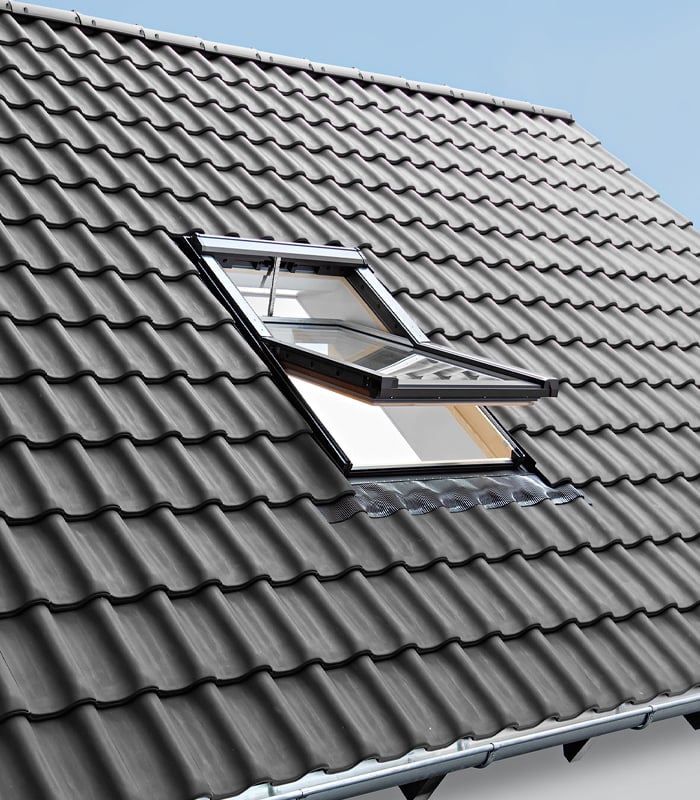 roto-q4-tronic-roof-outside-700x800px
