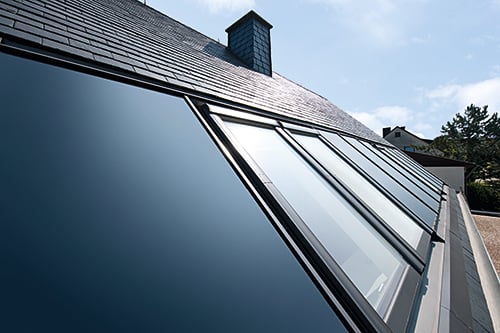 Sistema_fotovoltaico_a_tetto_e_finestra_piccolo