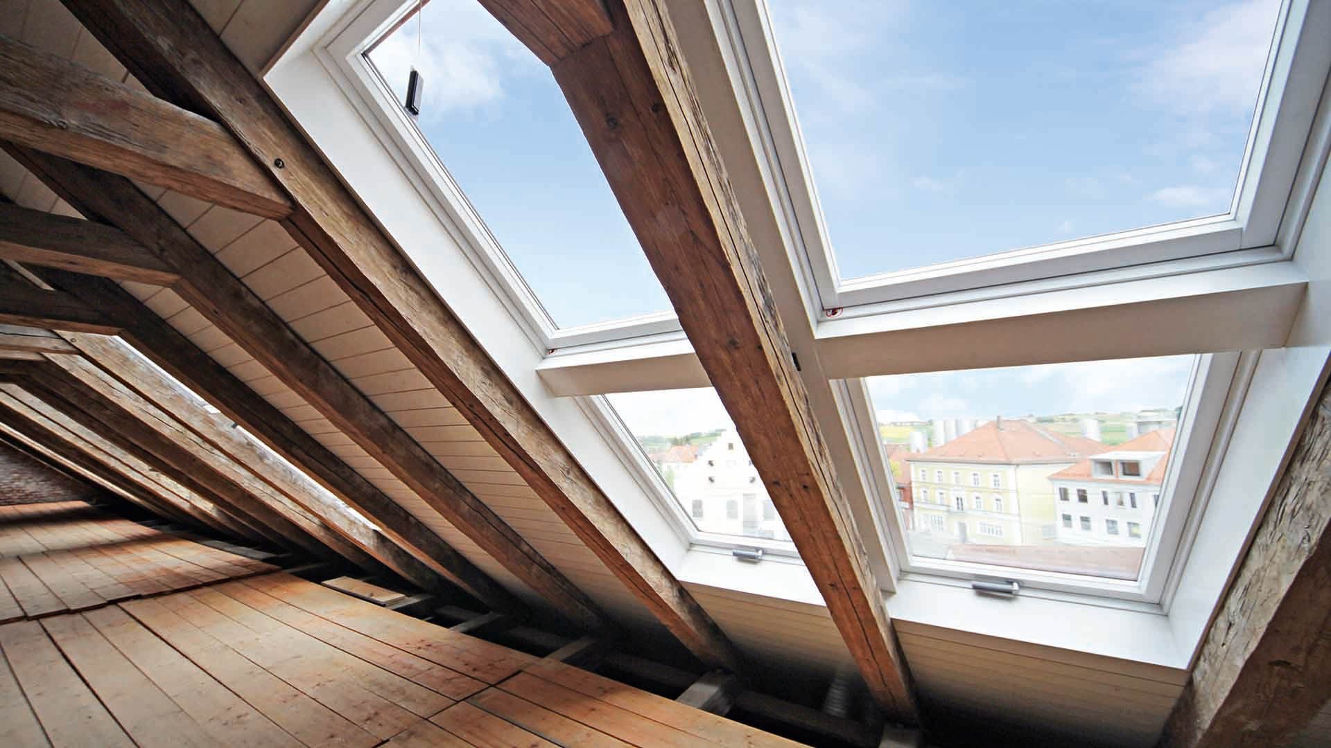Ausgebauter Dachboden mit Austauschfenstern