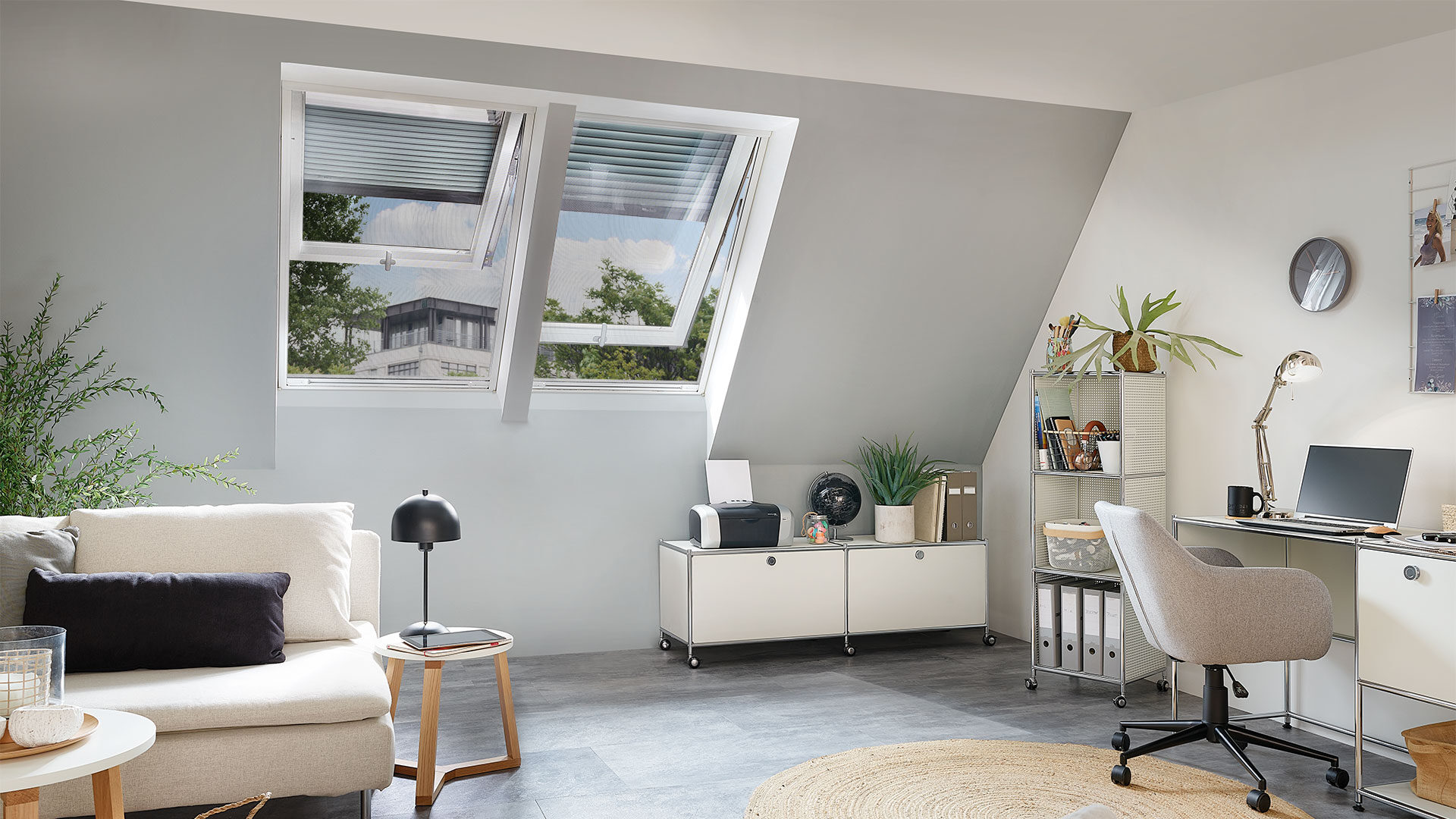 living-room-klapp-schwingfenster-designo-r8