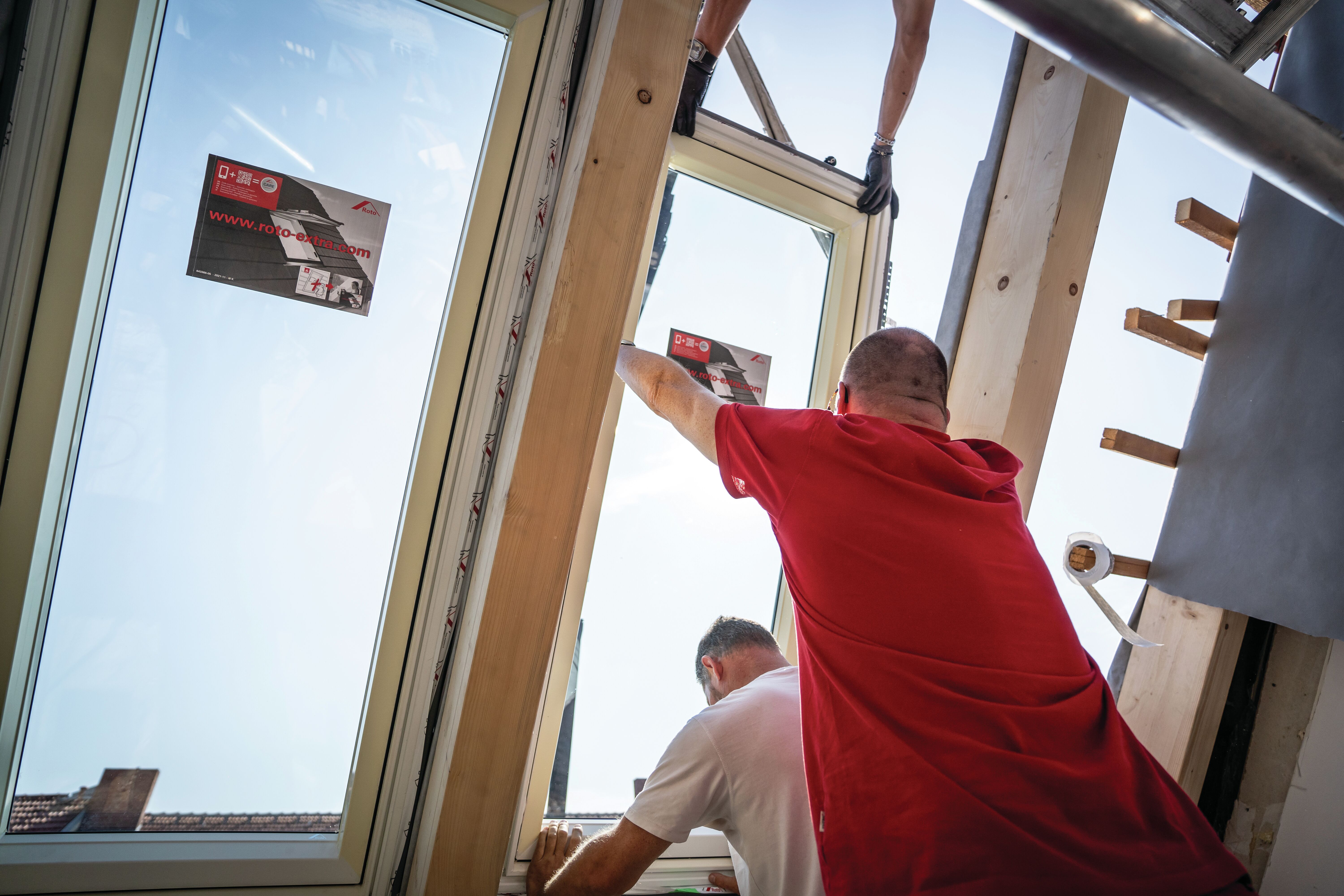 Dachfenster Roto Einbau von Handwerker